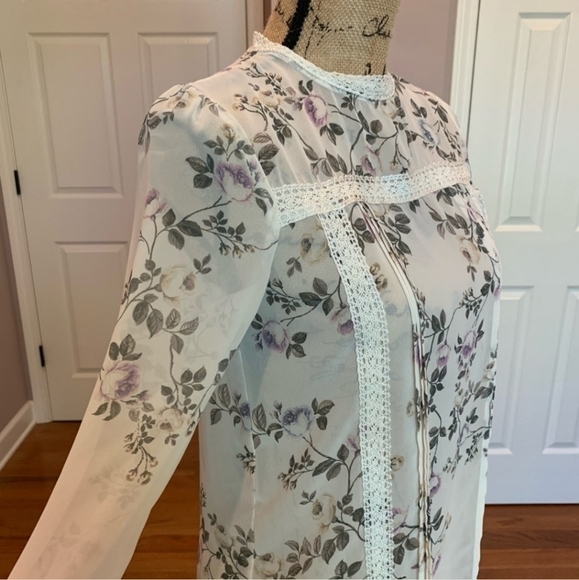 Lauren Conrad Runway Cream Floral Blouse Top Woman's Small S High Neck Feminine - Picture 4 of 13